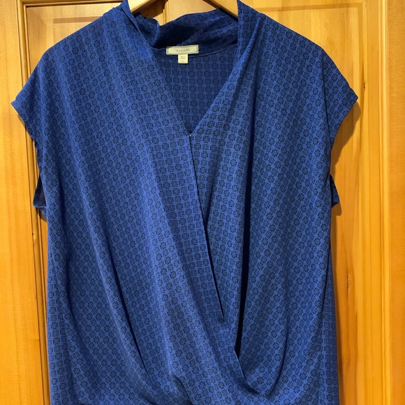 Blouses - Picture 2 of 5